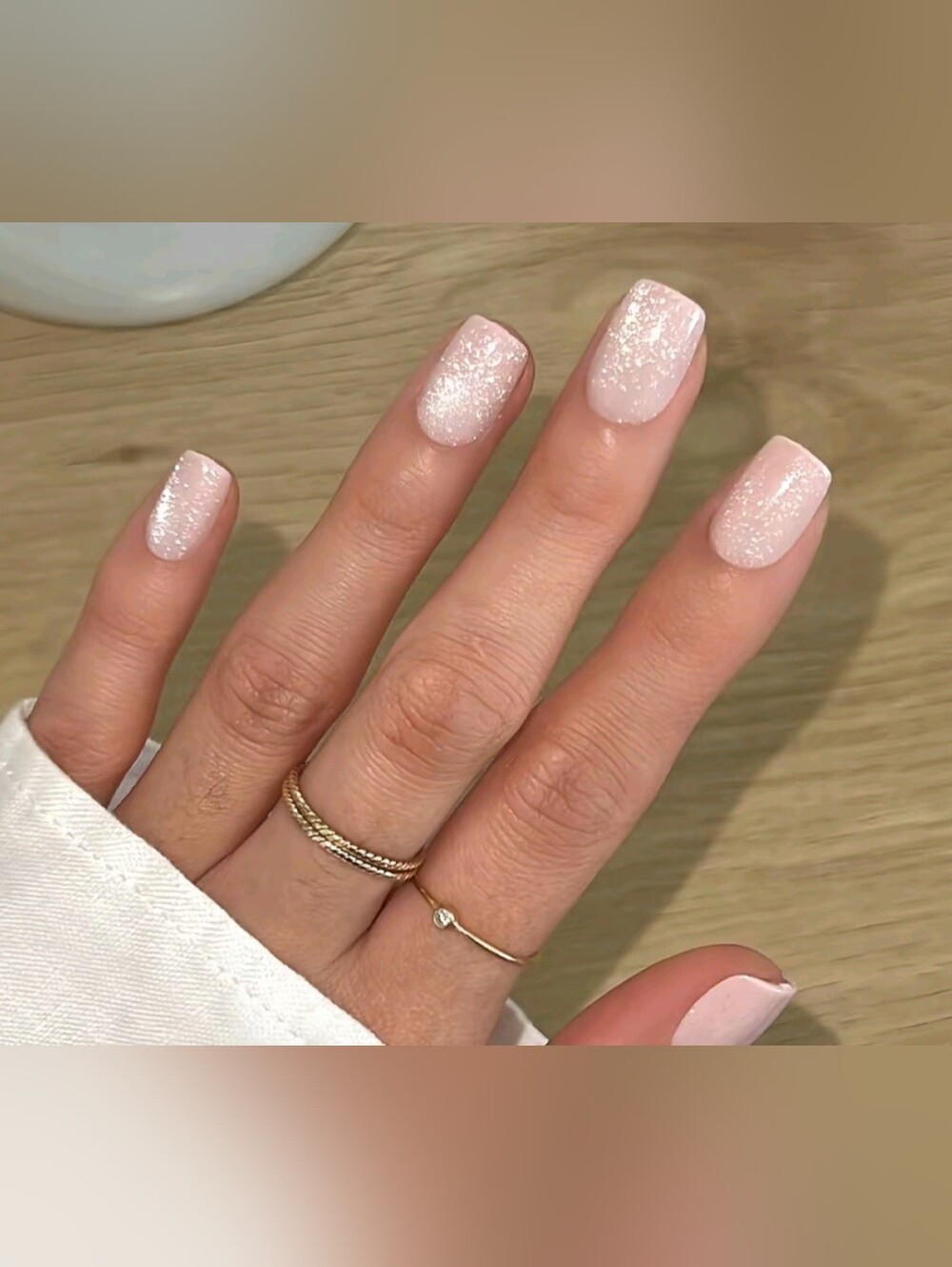 Glamnetic Press-On Nails in Soft Pearl Pink Shimmer Short Squoval - Picture 4 of 4